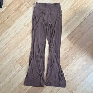 Lululemon Groove Nulu Super-High-Rise Flared Pant